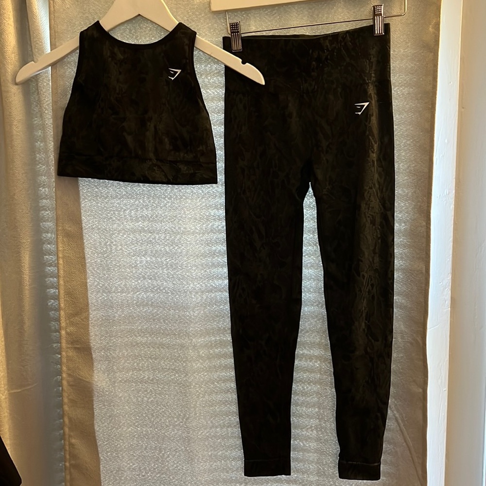 Gymshark Adapt butterfly matching set size small